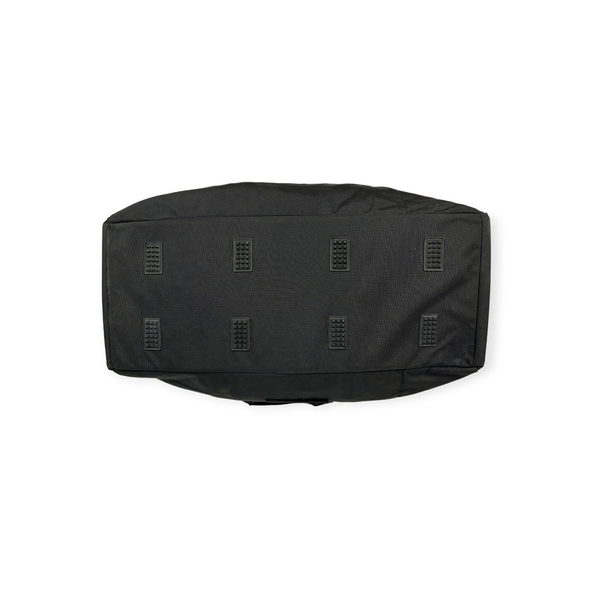 100L capacity Dutch military deployment bag. This army duffle rucksack converts to a backpack and features a hard-bottom for extra protection. It's a military-grade holdall, heavy-duty travel bag, and tactical deployment rucksack in one. With its extra-large capacity, rugged construction, and durable materials, it's perfect for outdoor equipment and travel.