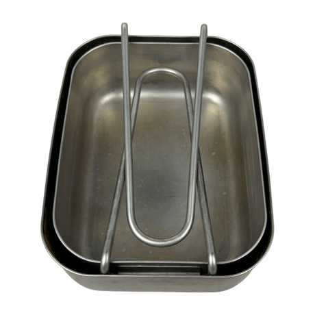 Grade 1 surplus mess tin set, small tin nested inside the large mess tin