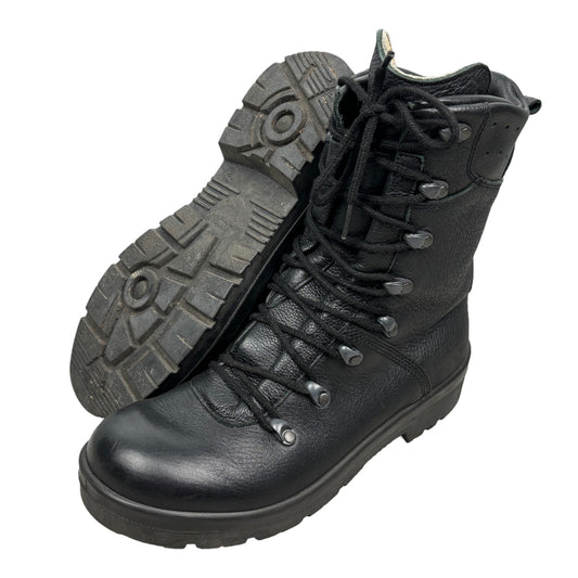 German Army-issue paratrooper boots - Black leather, outdoor-ready, durable design with padded collar and speed lace system. Grade 1 condition. Sizes 3 to 14.5.