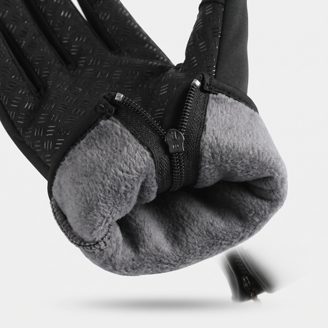 Battalion Touchscreen Winter Gloves in Black – detail