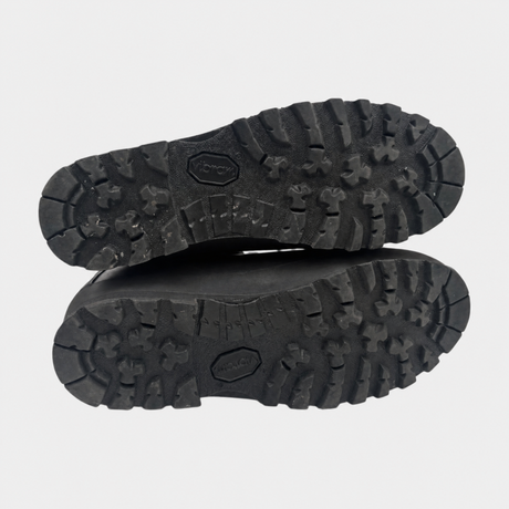 Altberg Defender combat boot Vibram sole and tread – British Army surplus